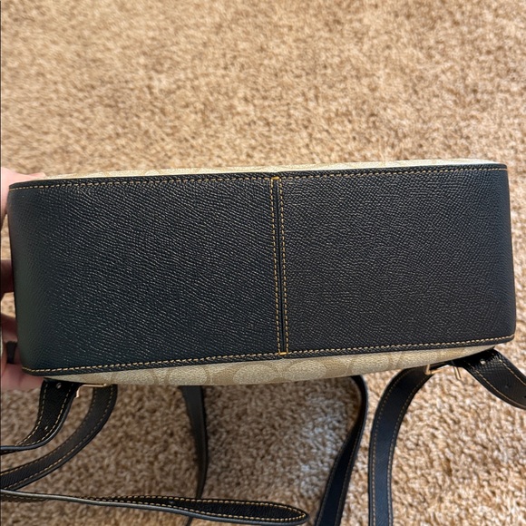 Coach Backpack - Picture 4 of 5